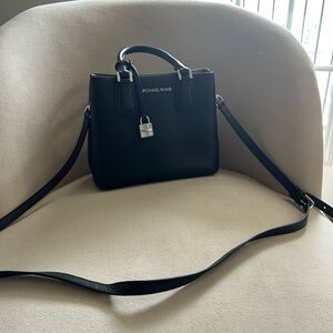 Michael Kors Purse (Black)